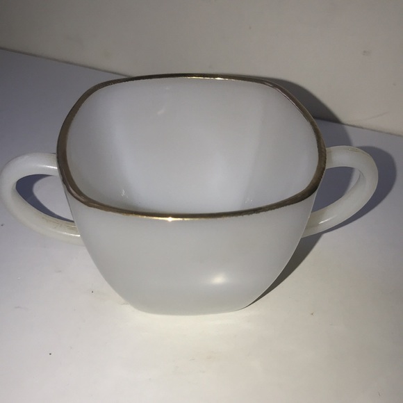 Vintage Anchor Hocking milk glass cream and sugar - Picture 4 of 11